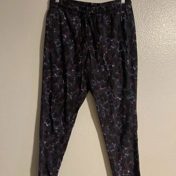 C9 By Champion Women's Blue Pink Dye Print Print Black Joggers Size Medium - Picture 3 of 11